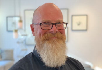 porträtt Ketil Lundbekk, glasögon skägg